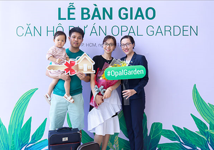 Đất Xanh bàn giao nhà đúng cam kết  cho khách hàng sở hữu căn hộ Opal Garden