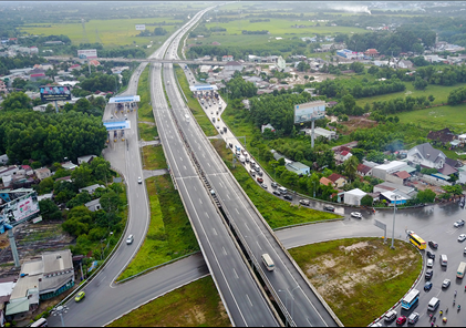 Từ “sốt đất ảo” sân bay Bình Phước, nhìn về “thành phố sân bay” Long Thành