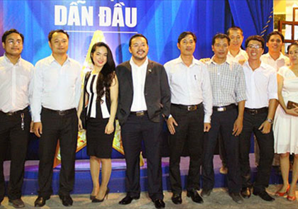 Dat Xanh Group holding 11-Year Establishment Anniversary