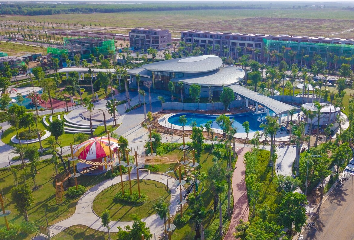 Công viên Gem Sky Park rộng 3ha đã hoàn thiện đồng bộ mang đến nhiều tiện ích vượt trội, góp phần gia tăng giá trị cho khách hàng. (Hình thực tế tháng 5/2021)